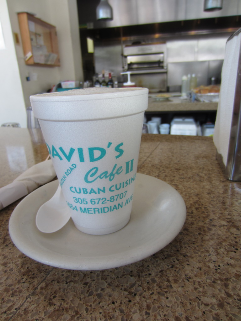 David’s Cafe cafe con leche