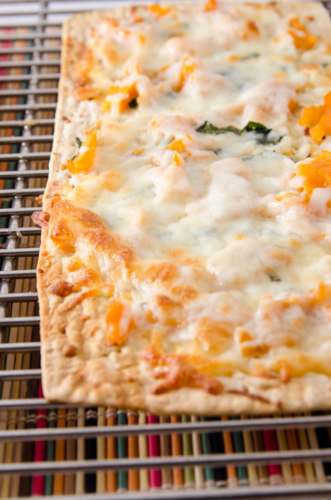 Flatbread Apricot and Basil